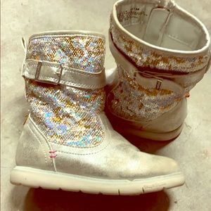 Toddler silver/gold boots with sequins.